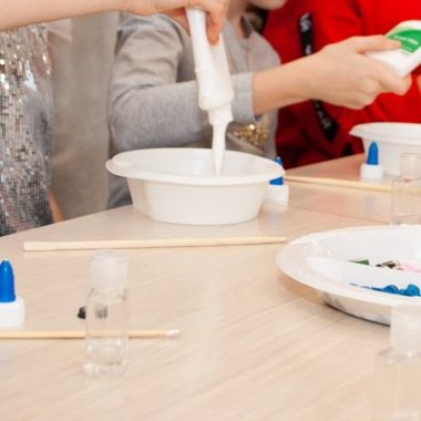 taller de slime en el parque infantil el recreo